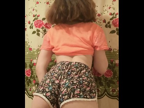 ❤️ Donec puer parvulus expolians bracae eius in camera Anal video at porn la.assistentai.ru