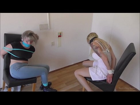 ❤️ Addictus / ligatus et clausus / puella in tribulatione Anal video at porn la.assistentai.ru